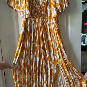 Ava & Viv Orange and White Maxi Dress with Flutter Sleeves